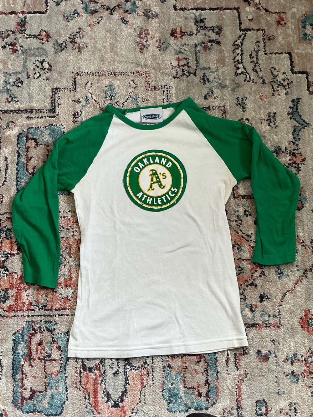 Vintage 90s Oakland A’s Women,s Raglan Tee